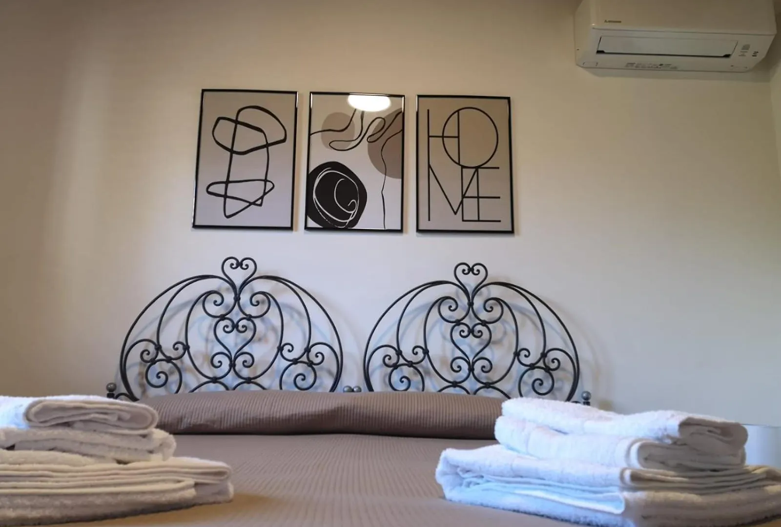 Homestay Villa Calcerame Montelepre Italy